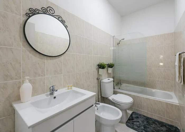 Guestready - Miragaia Historical Sight Apartment